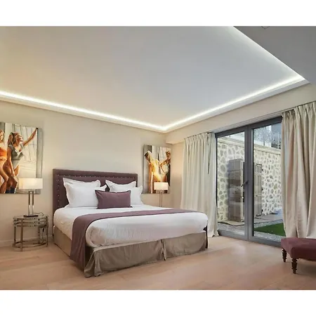 Prestigious Private Pool In Pointe Croisette, Hostel