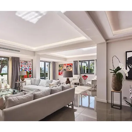 Prestigious Private Pool In Pointe Croisette, Hostel *